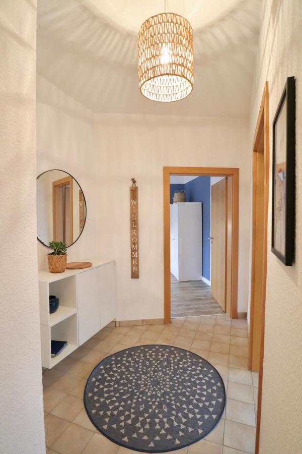 Boho Apartment: Netflix + Balcony + Bathtub Essen Extérieur photo