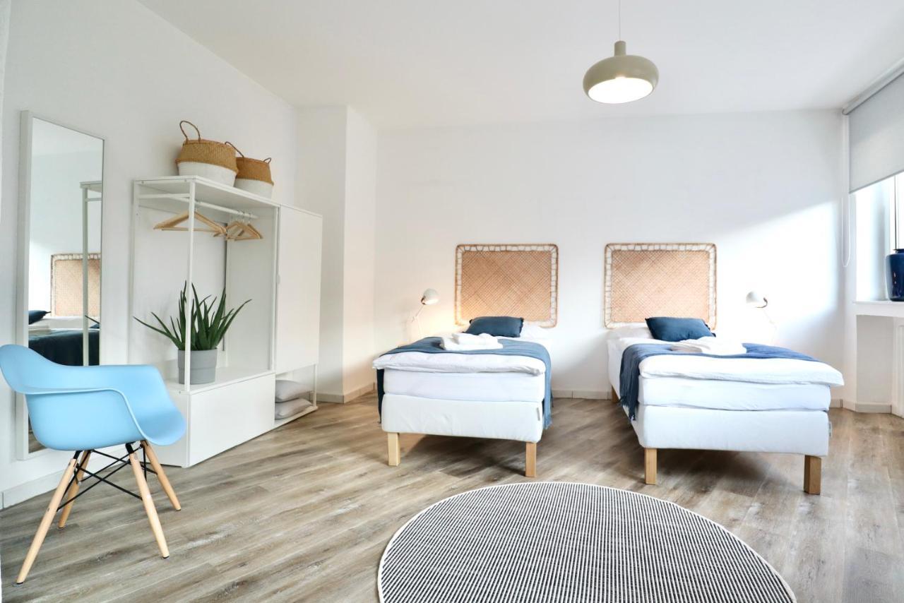 Boho Apartment: Netflix + Balcony + Bathtub Essen Extérieur photo