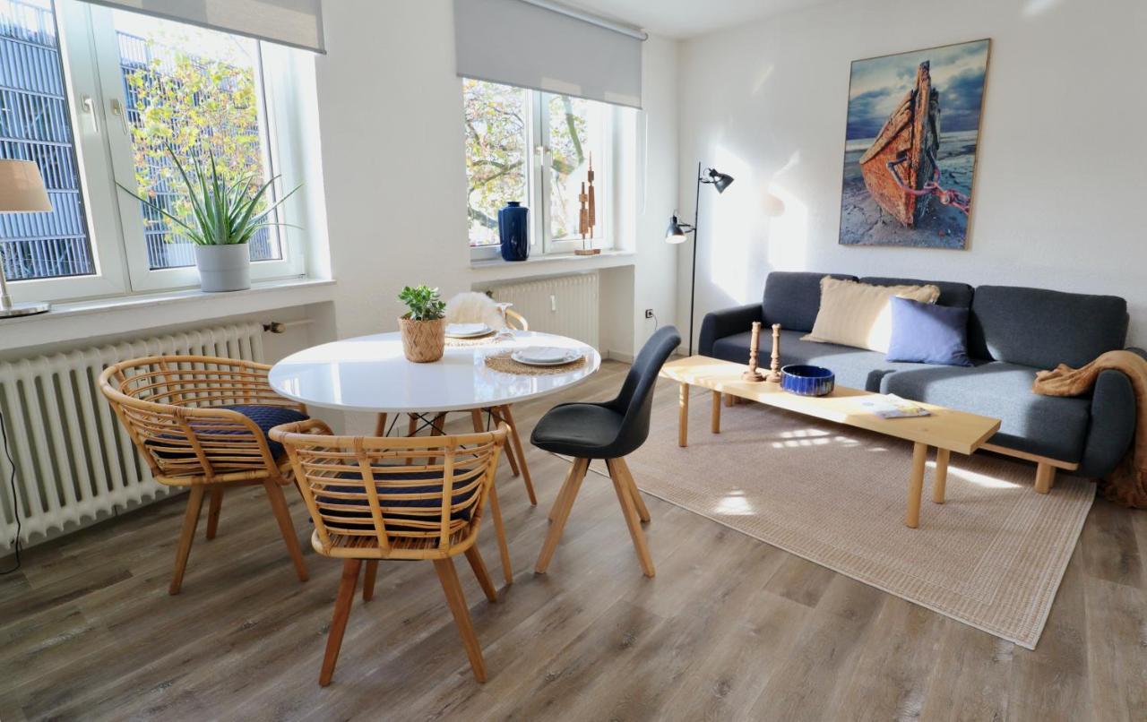 Boho Apartment: Netflix + Balcony + Bathtub Essen Extérieur photo